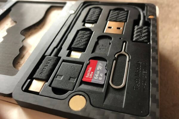 Tech module in the MagEZ Digital Travel Kit from PITAKA