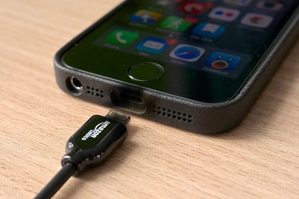 Non MFi cable may damage your iPhone