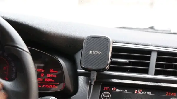 Wireless charging magnetic car mount from PITAKA, A good product design