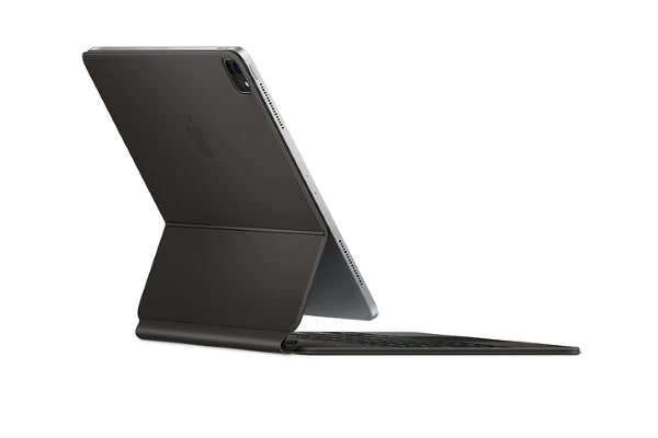 Magic keyboard doesn't protect the device