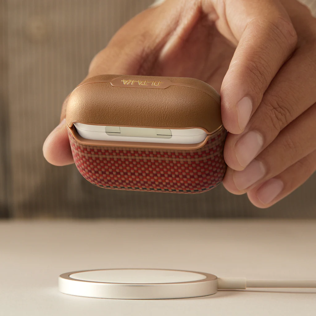 Aramid Fiber Case for AirPods Pro 3/AirPods Pro 2/AirPods Pro/AirPods 4