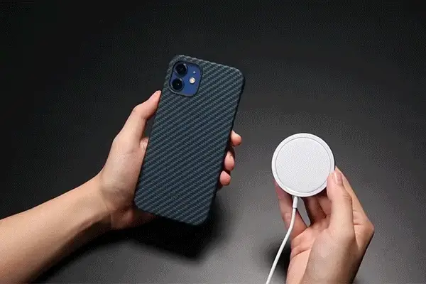 remove and reconnect MagSafe to your iPhone to get 15W fast charging