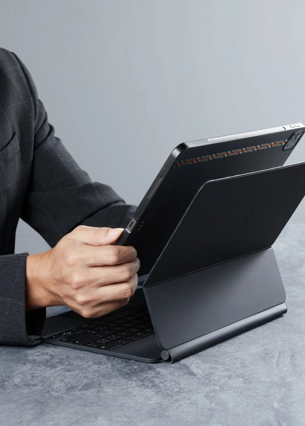 MagEZ Case 2 for iPad Pro 2024/2022/2021