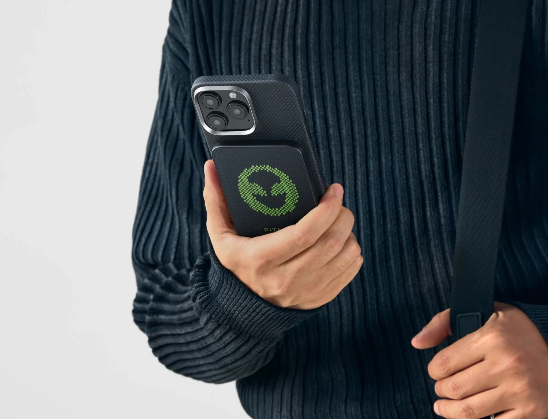 Aramid Fiber Magnetic Power Bank