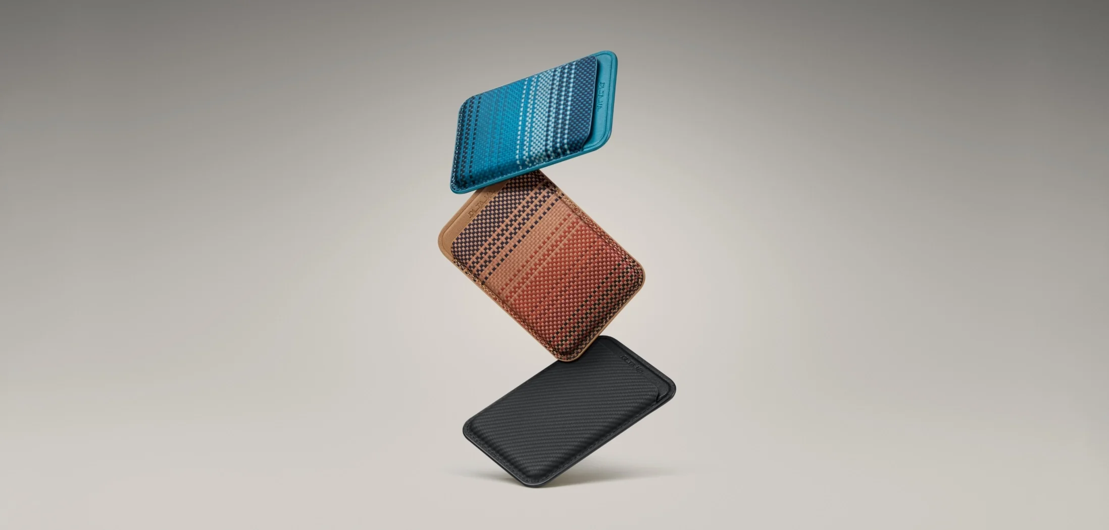 Magnetic Woven Wallet