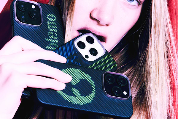 pitaka luminous case