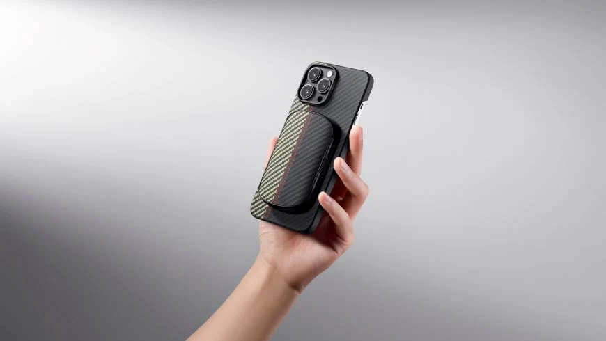 pitaka magez battery pack magsafe wireless power bank