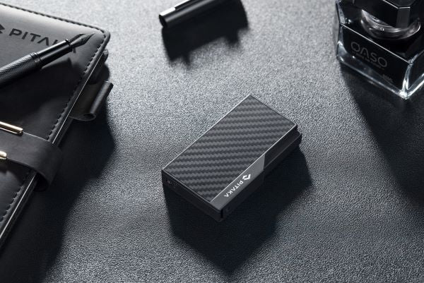 premium lighter from pitaka