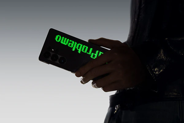 s25 ultra case glow in the dark