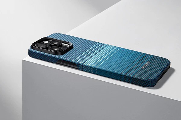 thinnest iphone wireless charging case